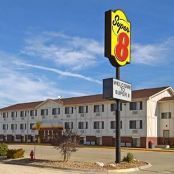 Capital O Amerihost Inn and Suites Kingdom City Hwy 54 MO Thumbnail