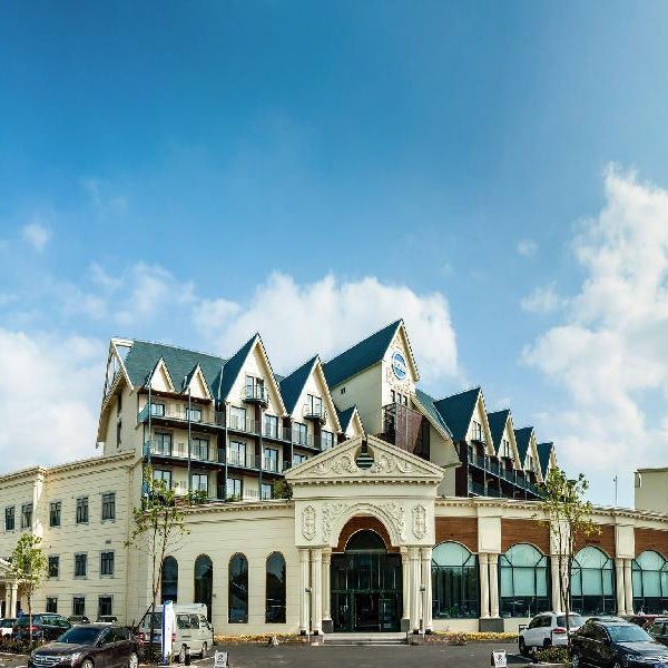 Blue Palace Hotel