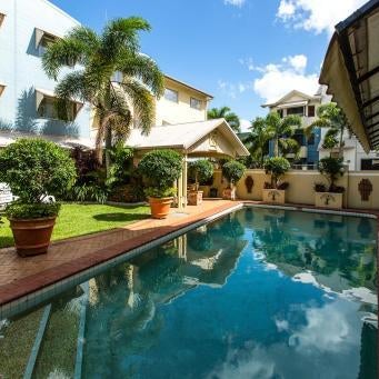 Cairns Queens Court Thumbnail