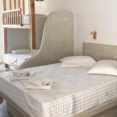 Fikas Hotel