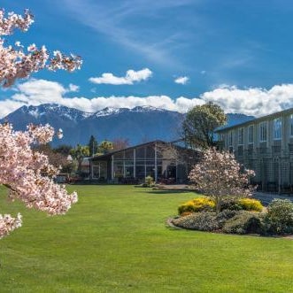 Distinction Te Anau Hotel & Villas Thumbnail