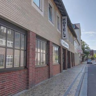 Hotel & Apartment Am Theaterplatz Thumbnail