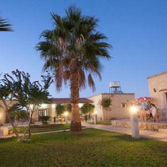 Glaro Garden Hotel