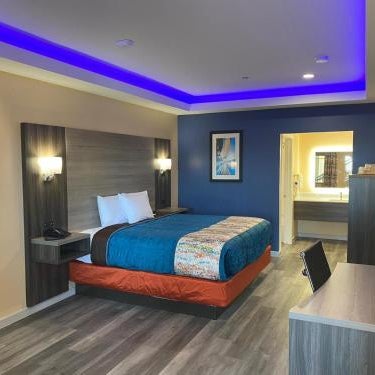 Scottish Inn & Suites Houston Willowbrook Thumbnail