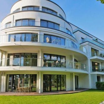 White Pearl Apartment 3.06 Thumbnail