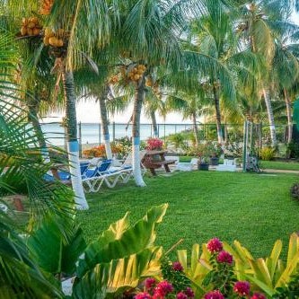 Banyan Beach House Villa Thumbnail