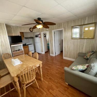 Buttercup Suites Wildwood Crest Beach Thumbnail