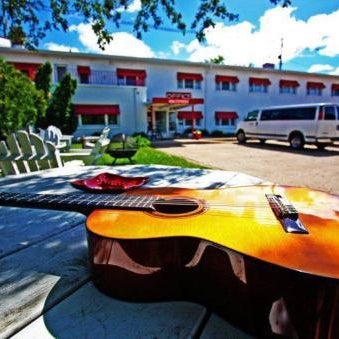 Holiday Music Motel Thumbnail