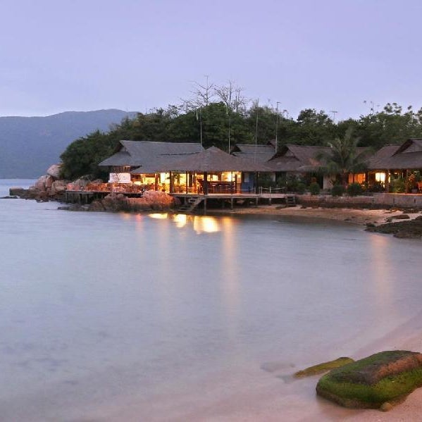Whale Island Resort