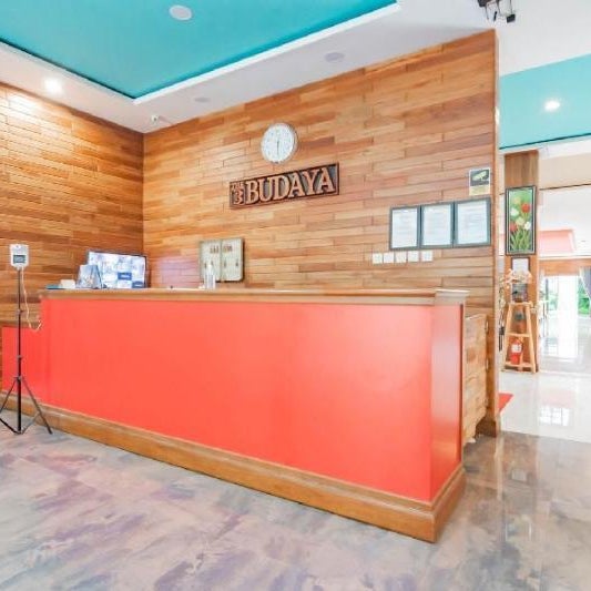Sans Hotel Budaya Cirebon