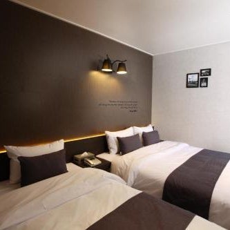 S& Hotel Thumbnail