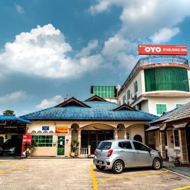 D' Anjung Inn