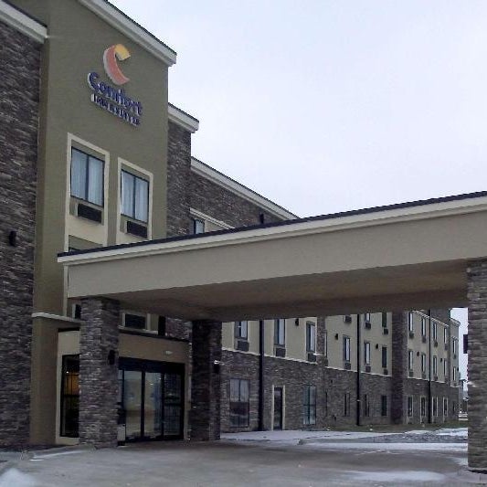 Comfort Inn & Suites Cedar Rapids CID Eastern Iowa Airport Thumbnail