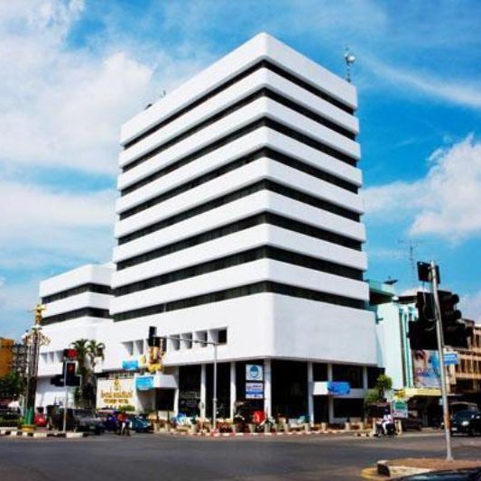 Thumrin Hotel