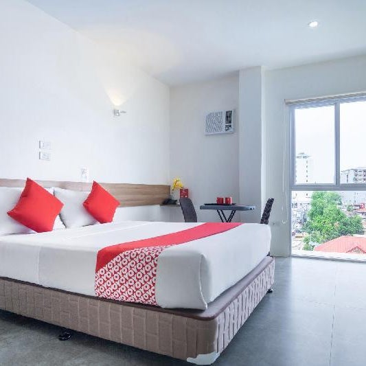 18 Suites Cebu Thumbnail