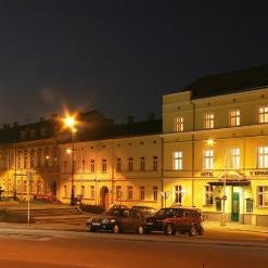 CORNER HOTEL U DIVADLA*** - ZNOJMO