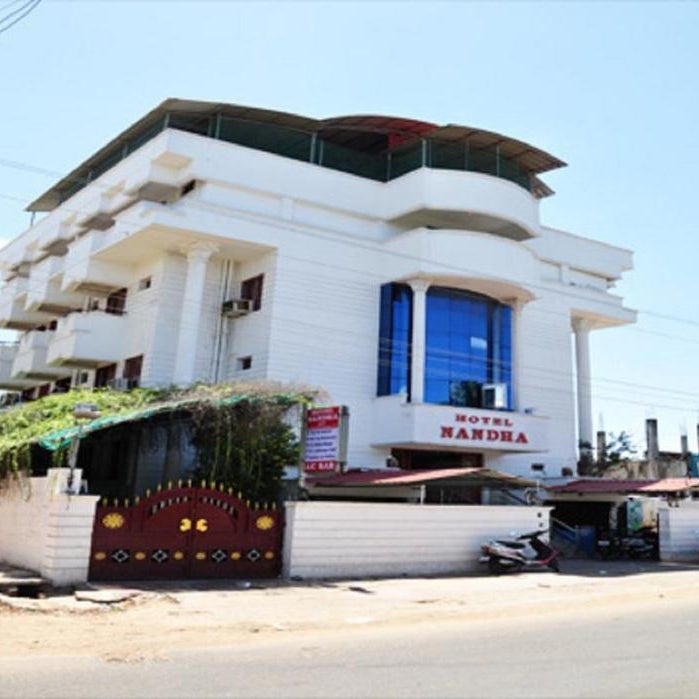 Hotel Nandha