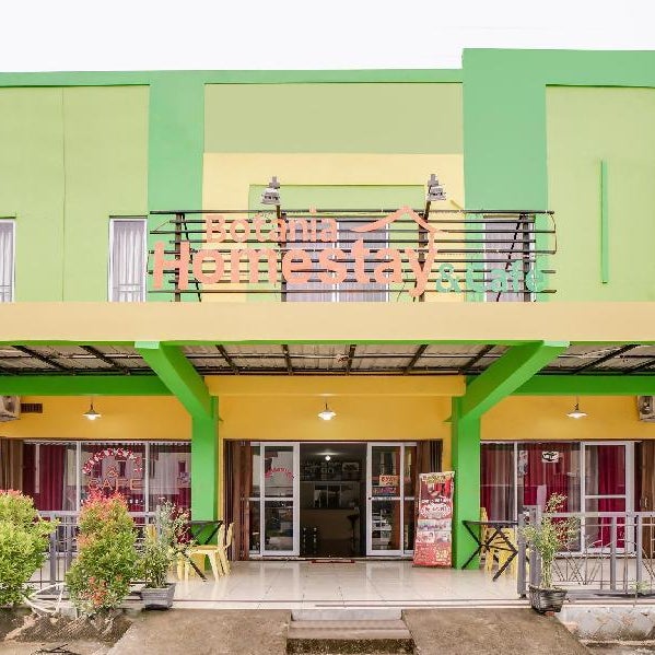 OYO 90024 Botania Homestay & Cafe