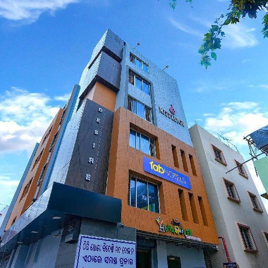 FabHotel Middleton Desire - Nr. Niladri Vihar Square