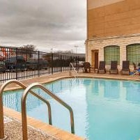 Best Western Windsor Pointe Hotel & Suites-At&T Center Thumbnail