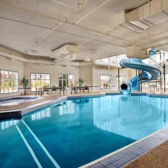 Days Inn & Suites by Wyndham Strathmore