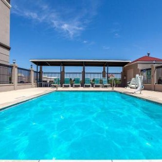 La Quinta Inn & Suites by Wyndham Midland North Thumbnail