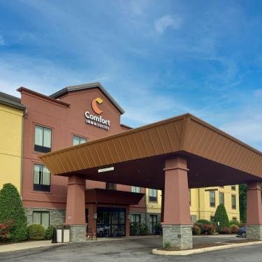 Comfort Inn & Suites Thumbnail