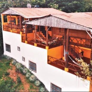 Buena Onda Backpackers Thumbnail