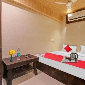 Hotel O Chopda Court Ulhasnagar