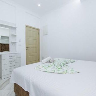 Flori Apartments