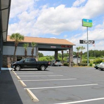 Baymont by Wyndham Ridgeland I-95 Thumbnail