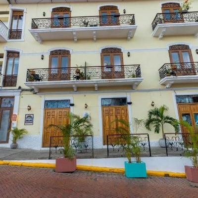 Oasis Hotel Thumbnail