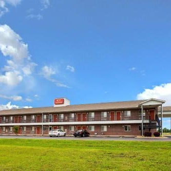 Econo Lodge Inn & Suites Searcy Thumbnail