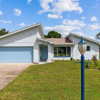 The Lake Home - PET FRIENDLY! A Beautiful Oasis In The Heart Of Florida! home Thumbnail