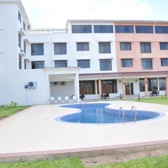 Luwa Evergreen Hotel