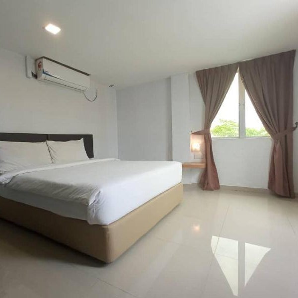Room V @ Jalan Megat managed by SECOM