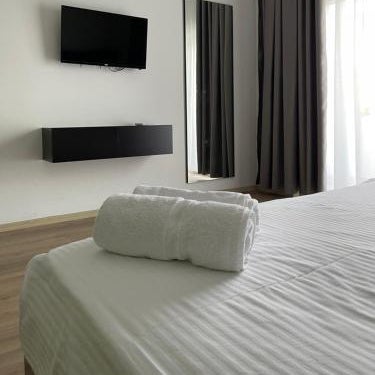 Ladi Rooms Thumbnail