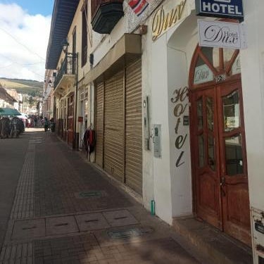 HOTEL DUX