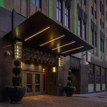 Tulsa Club Hotel Curio Collection By Hilton Thumbnail