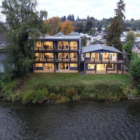 Chateau Riverside