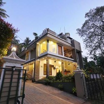 Athirapilly On The Rocks