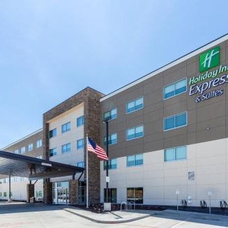 Holiday Inn Express And Suites Springfield North By IHG Thumbnail