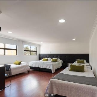 HOTEL EMBASSY STAR