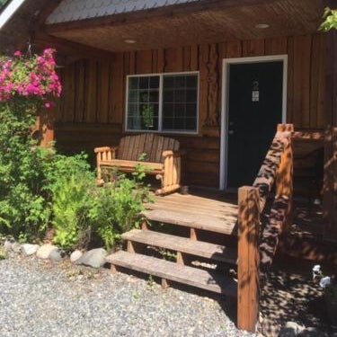 Denali Fireside Cabin & Suites Thumbnail