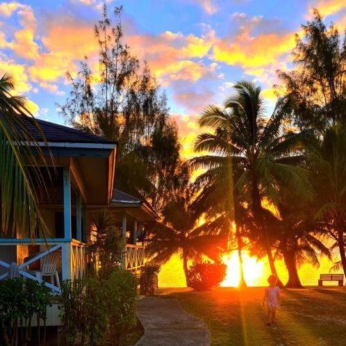 Sunny Beach Bungalows - Aitutaki Thumbnail