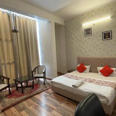 Hotel Arrow 19
