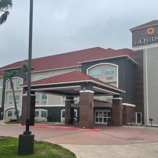 La Quinta Inn & Suites by Wyndham Raymondville Thumbnail