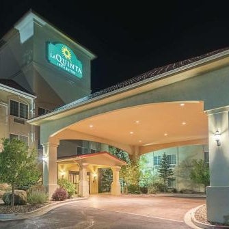 La Quinta Inn & Suites by Wyndham Trinidad Thumbnail
