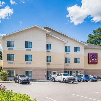 Tapa Hotel, Inn & Suites Thumbnail