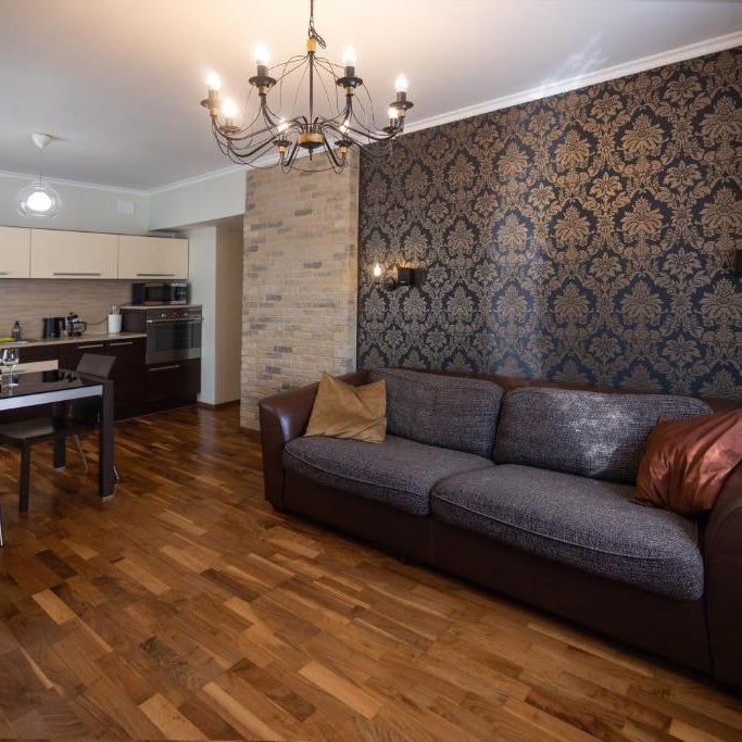 Revalia T1 Airport-Bus Station One-Bedroom Apartment Thumbnail
